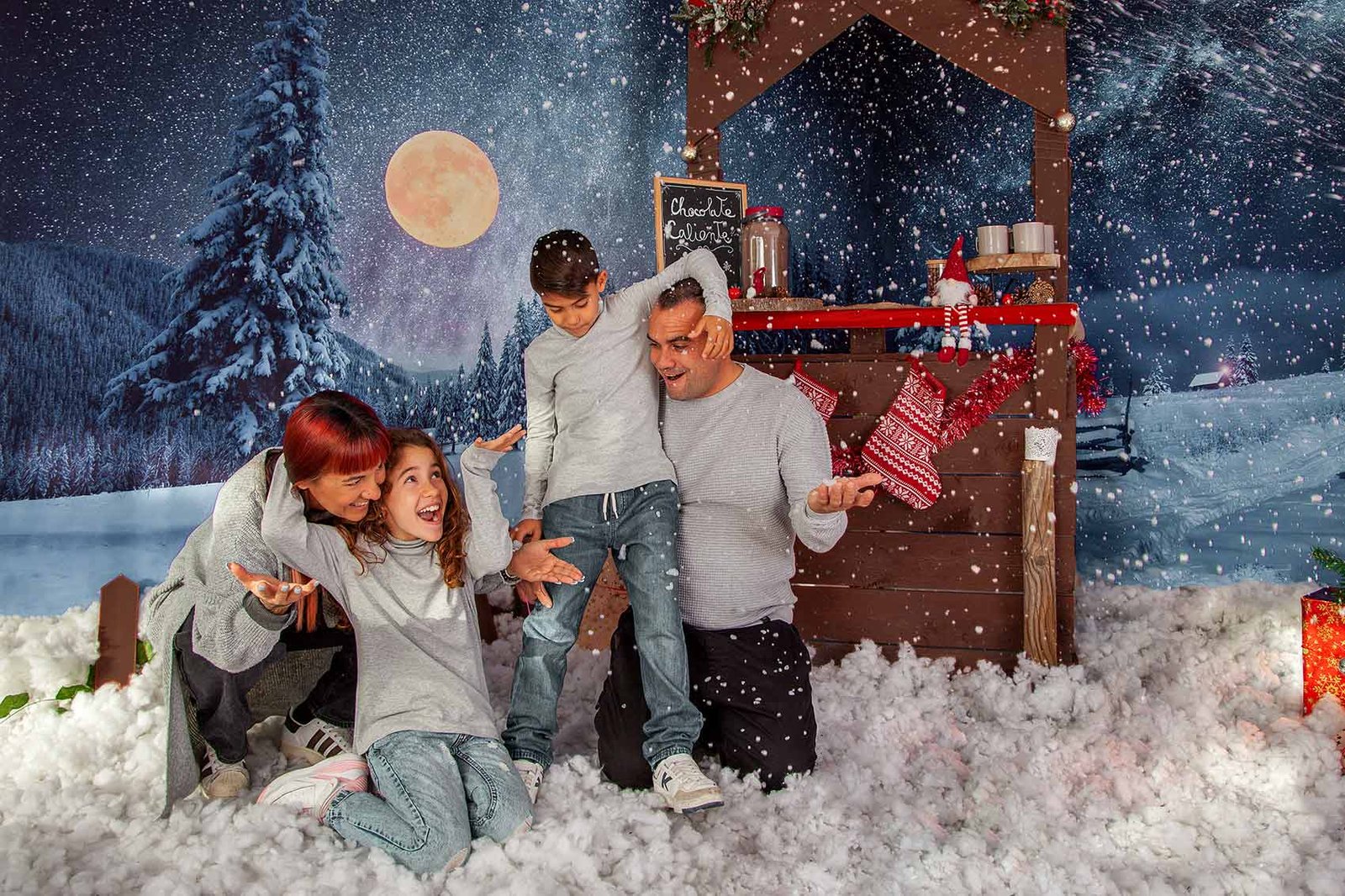 navidades-sophia-arenas-galeria-2023-puesto-chocolate